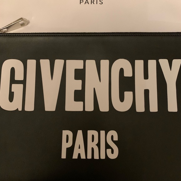 Authentic Givenchy Logo Clutch - Picture 3 of 8